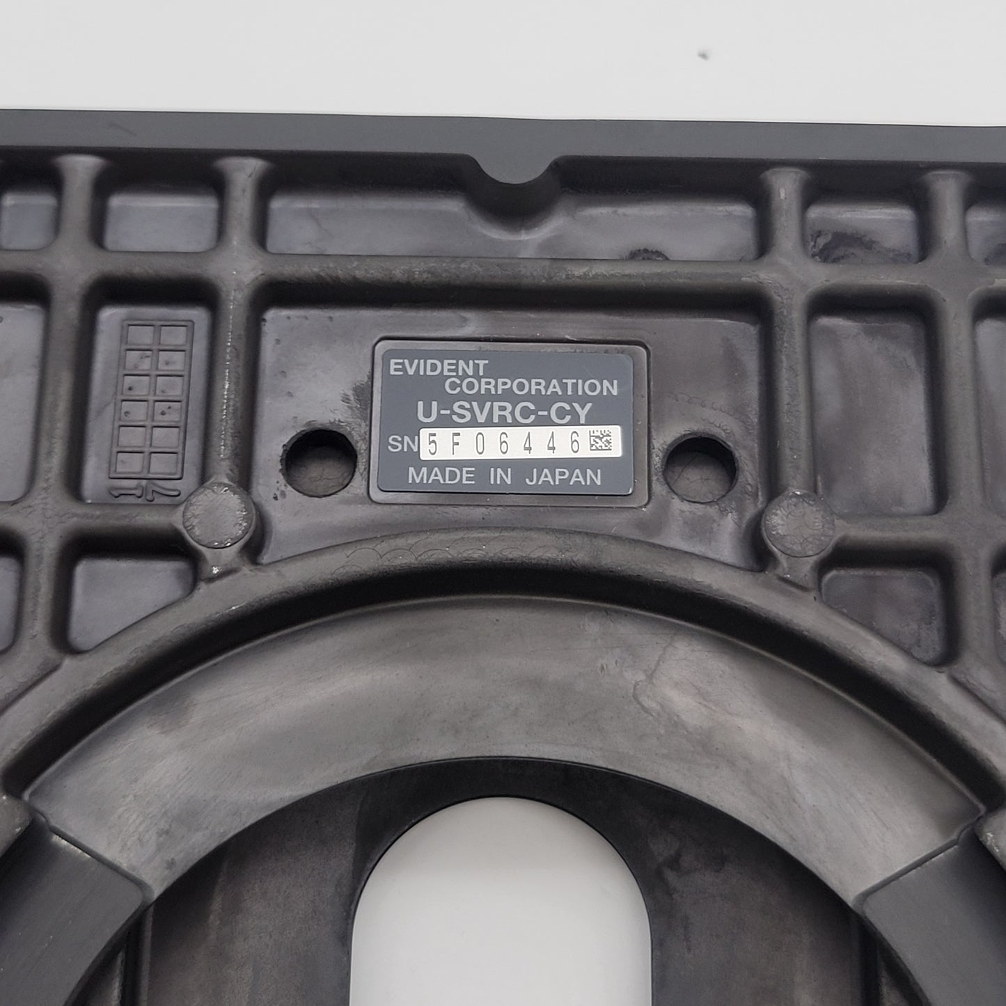 Olympus Microscope Right Hand Stage U-SVRC-CY for BX45 & BX46 *New in box* - microscopemarketplace