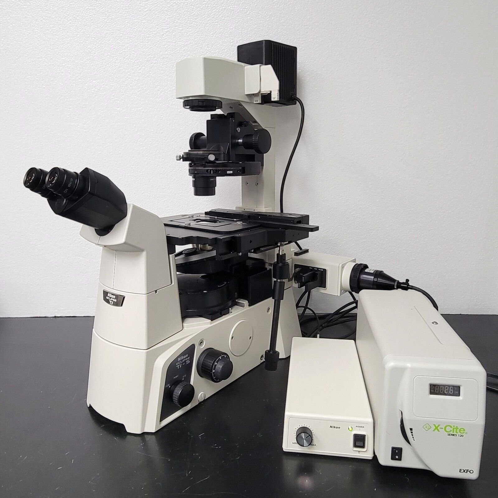 Nikon Microscope Eclipse Ti-S with X-Cite Fluorescence & Phase