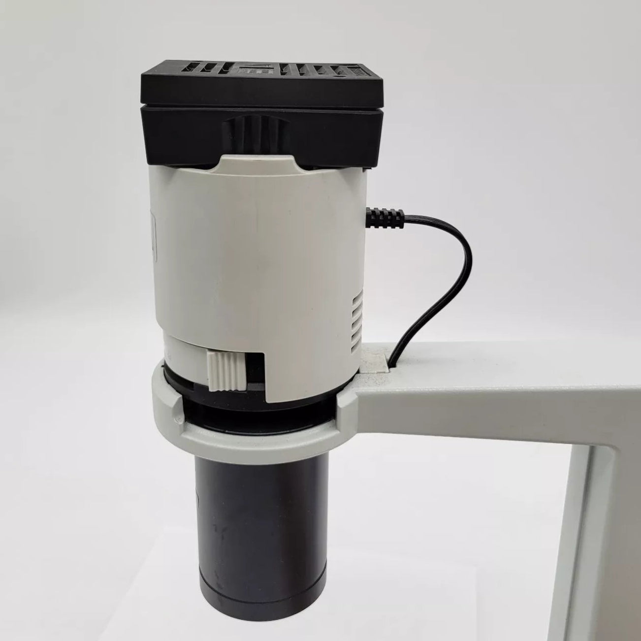 Olympus Microscope IX50 / IX51 Lamphouse 6V 30W Halogen U-LS30-3 Lamp House - microscopemarketplace