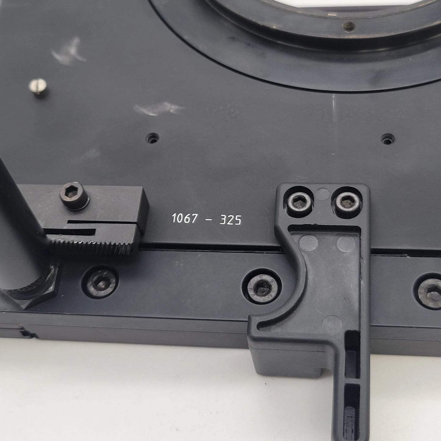 Zeiss Microscope Right Hand Rotating XY Stage 1067-325 - Microscope Marketplace