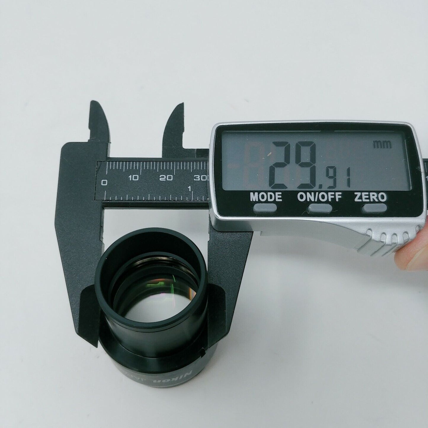 Nikon Microscope Focusing Eyepieces CFIUW 10x/25 Ultra Wide Field - microscopemarketplace