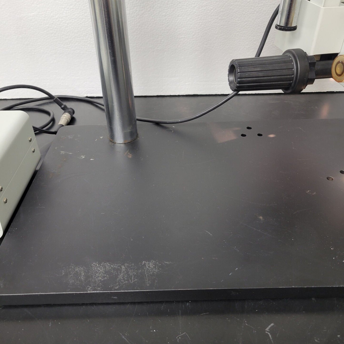 Leica Wild Surgical Microscope M651 Necropsy Operating Stereoscope w. Boom Stand - microscopemarketplace