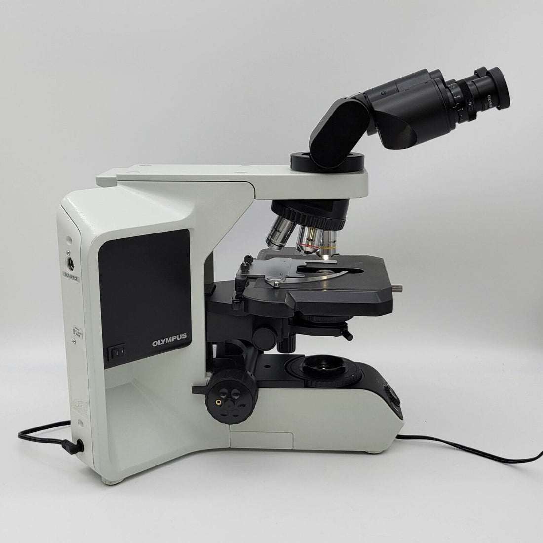What is the most commonly used Pathology Microscope