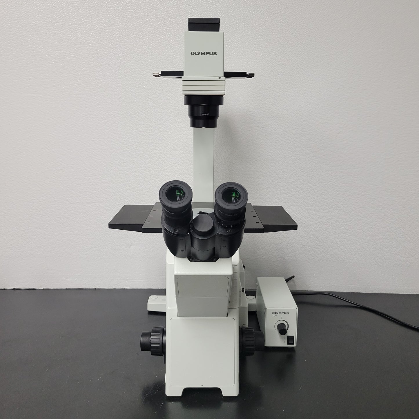 Olympus Microscope IX51 with Phase Contrast | Tissue Culture - microscopemarketplace