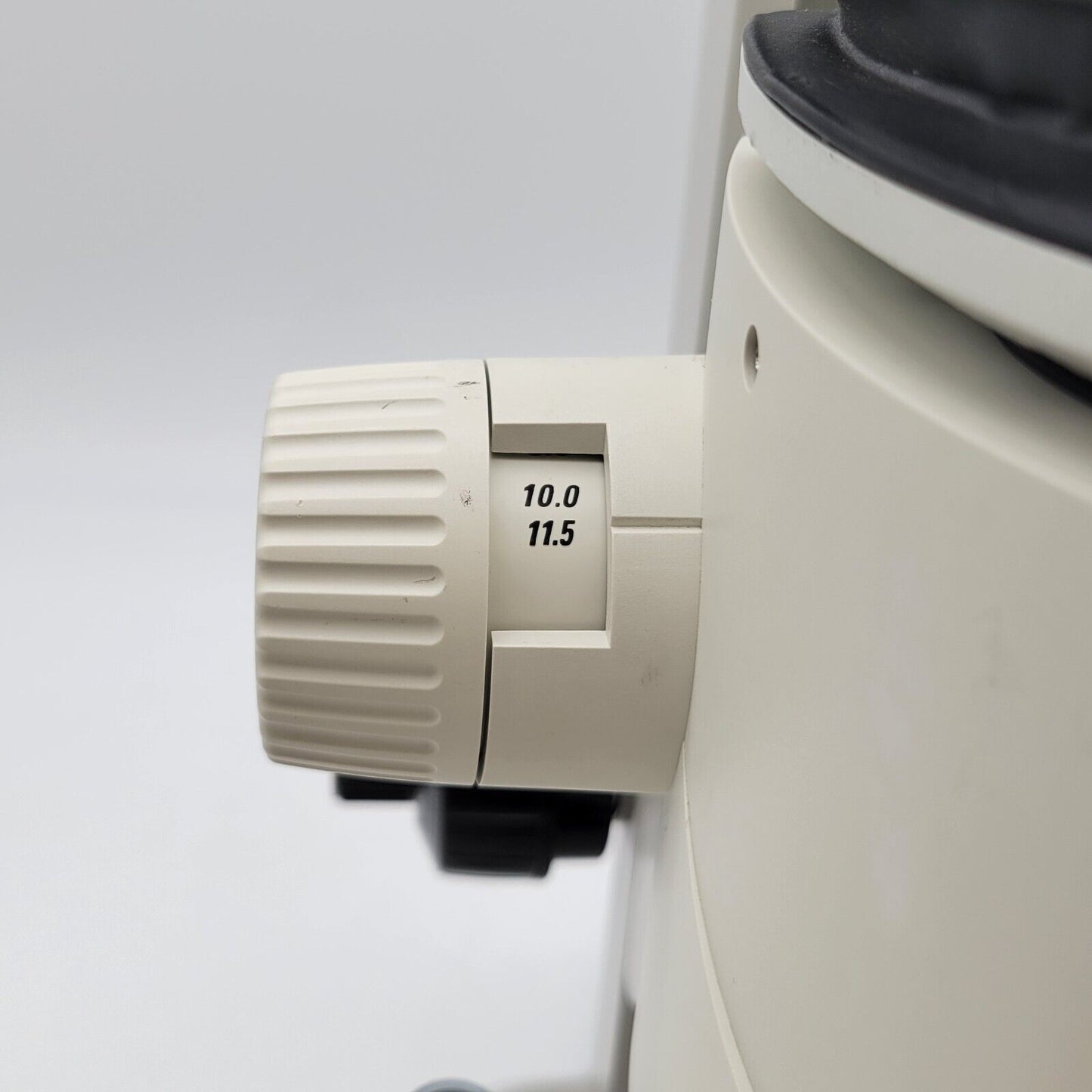 Leica Stereo Microscope MZ16 with Tilting Head & Transmitted and Reflected Light - microscopemarketplace