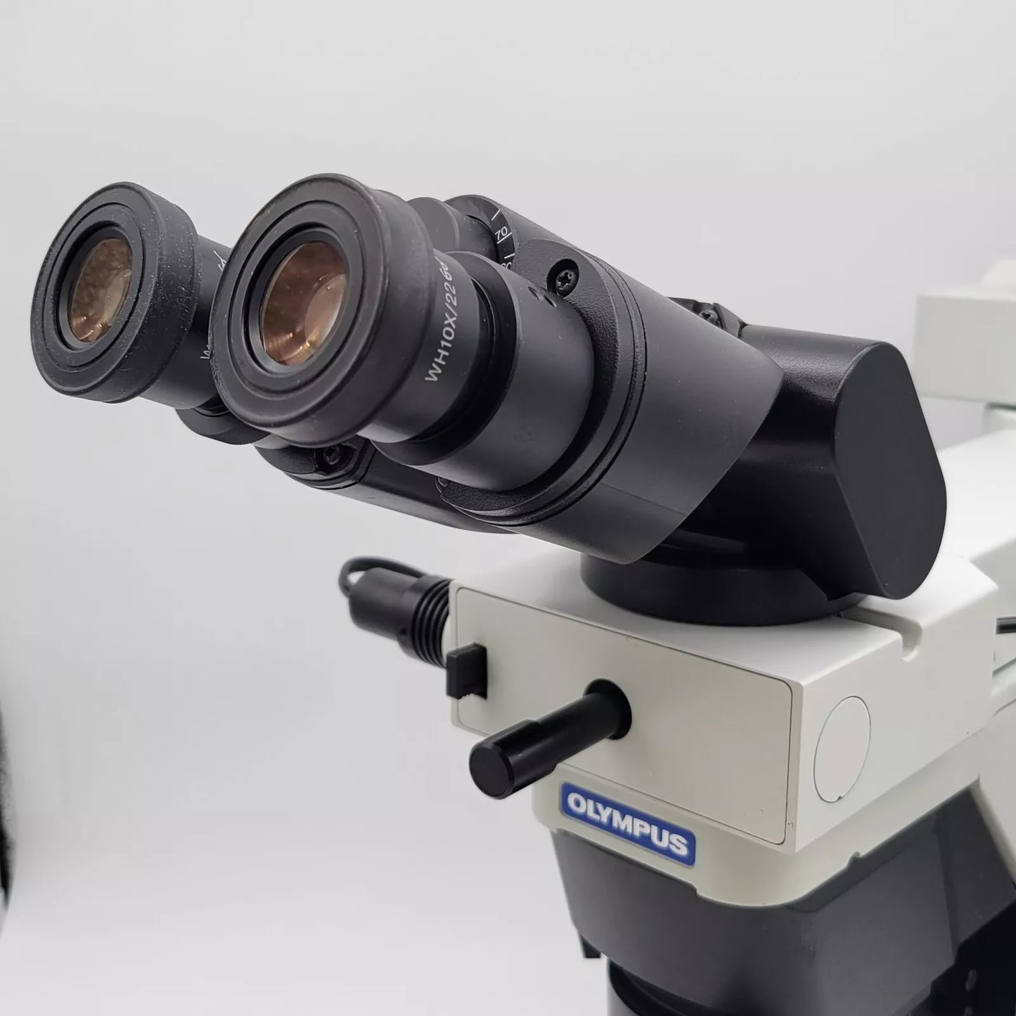 Olympus Microscope BX46 w. Front to Back Bridge, 2x & Fluorites Pathology / Mohs - Microscope Marketplace