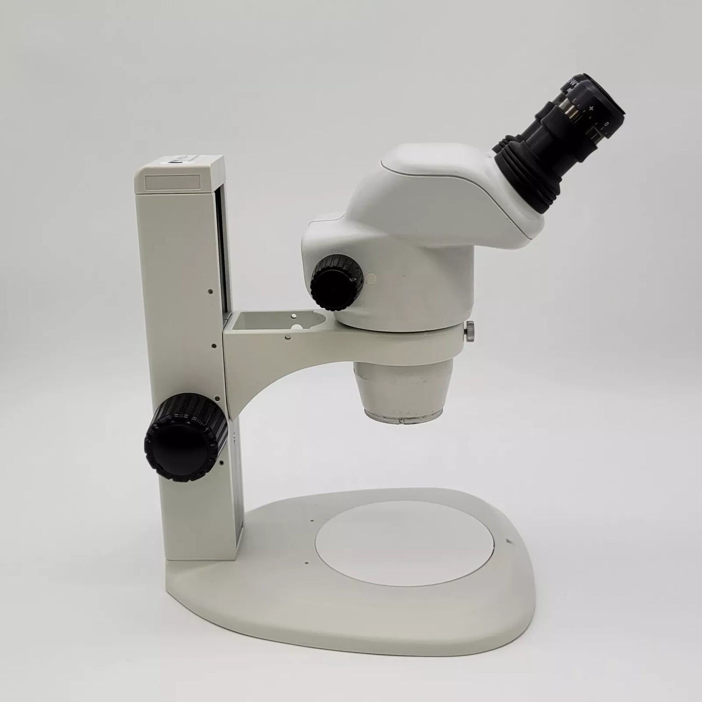 Nikon Stereo Microscope SMZ745 with Stand