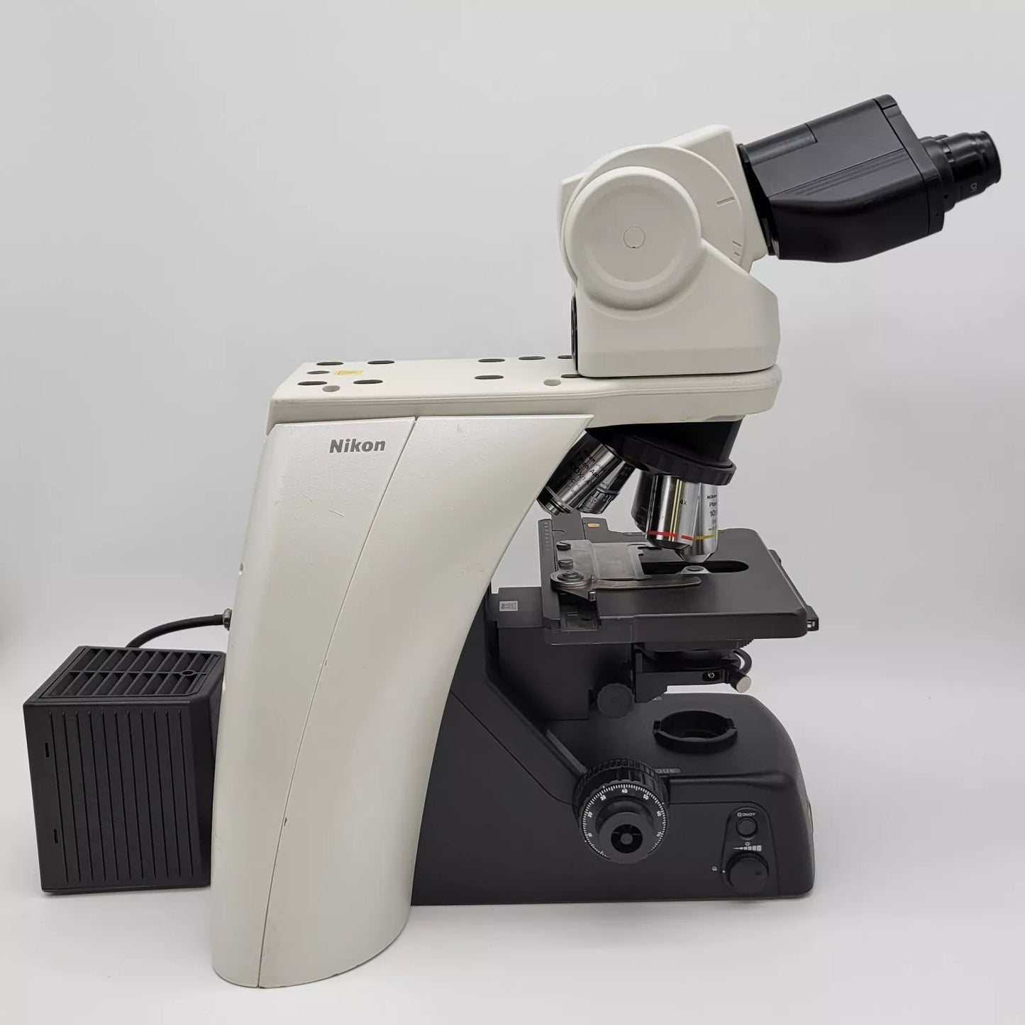 Nikon Microscope Ni-U with Plan Apo Objectives and Tilting Telescoping Head