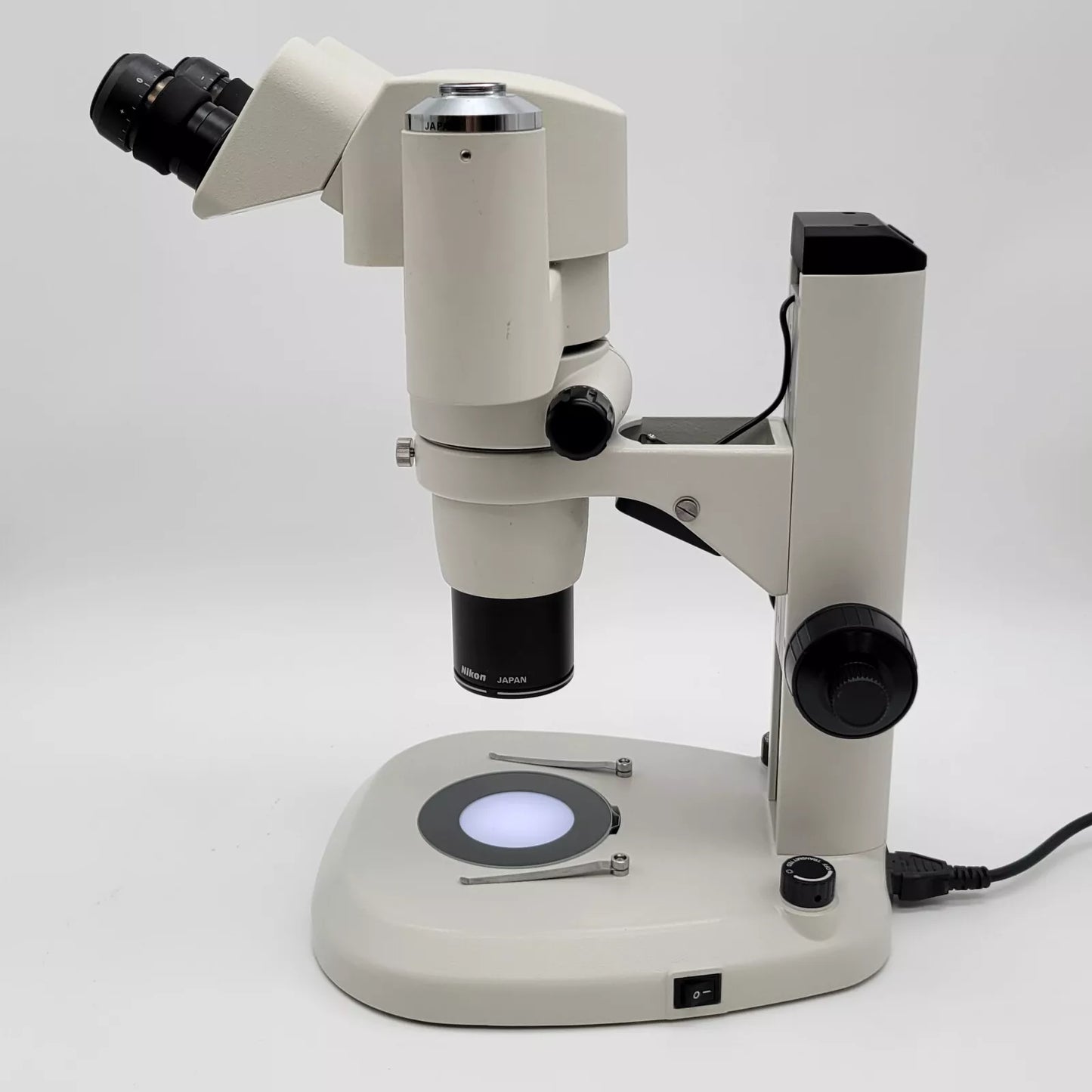 Nikon Stereo Microscope SMZ800 with Tilting Head, Photo Port & Illuminated Stand