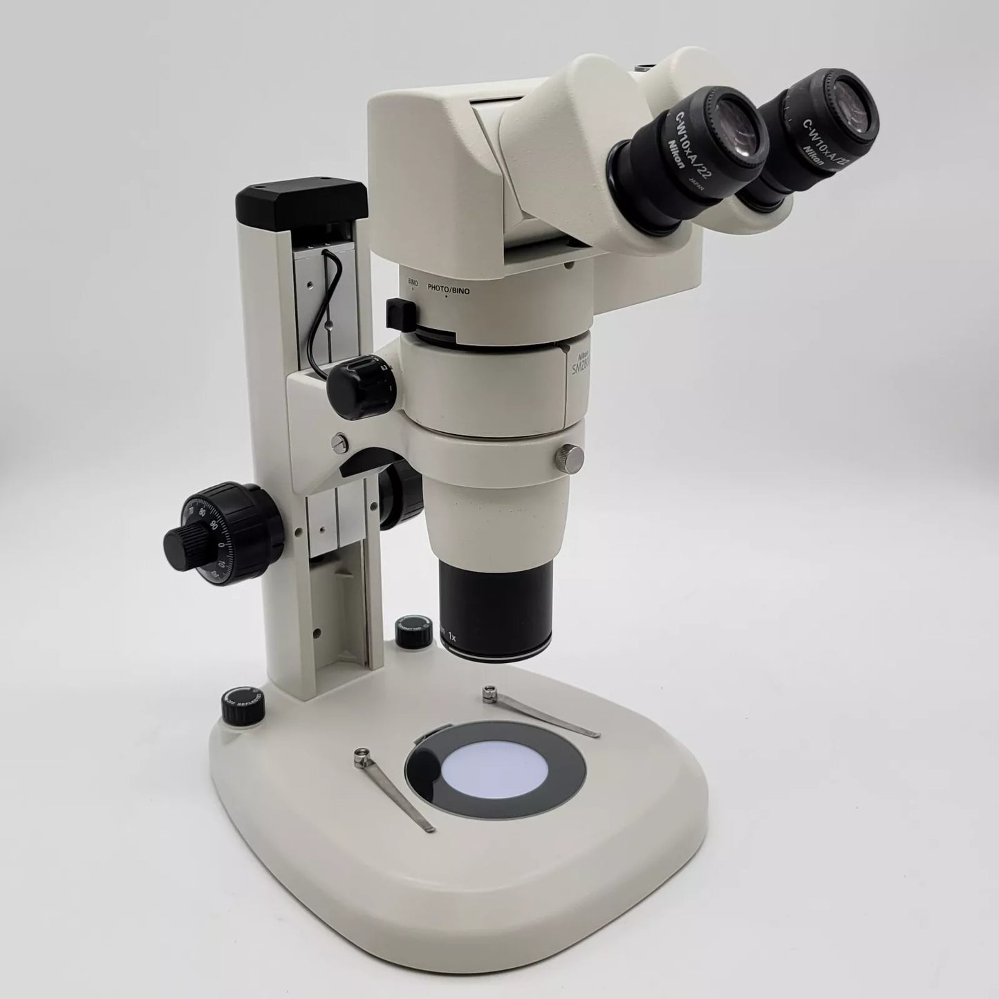 Nikon Stereo Microscope SMZ800 with Tilting Head, Photo Port & Illuminated Stand