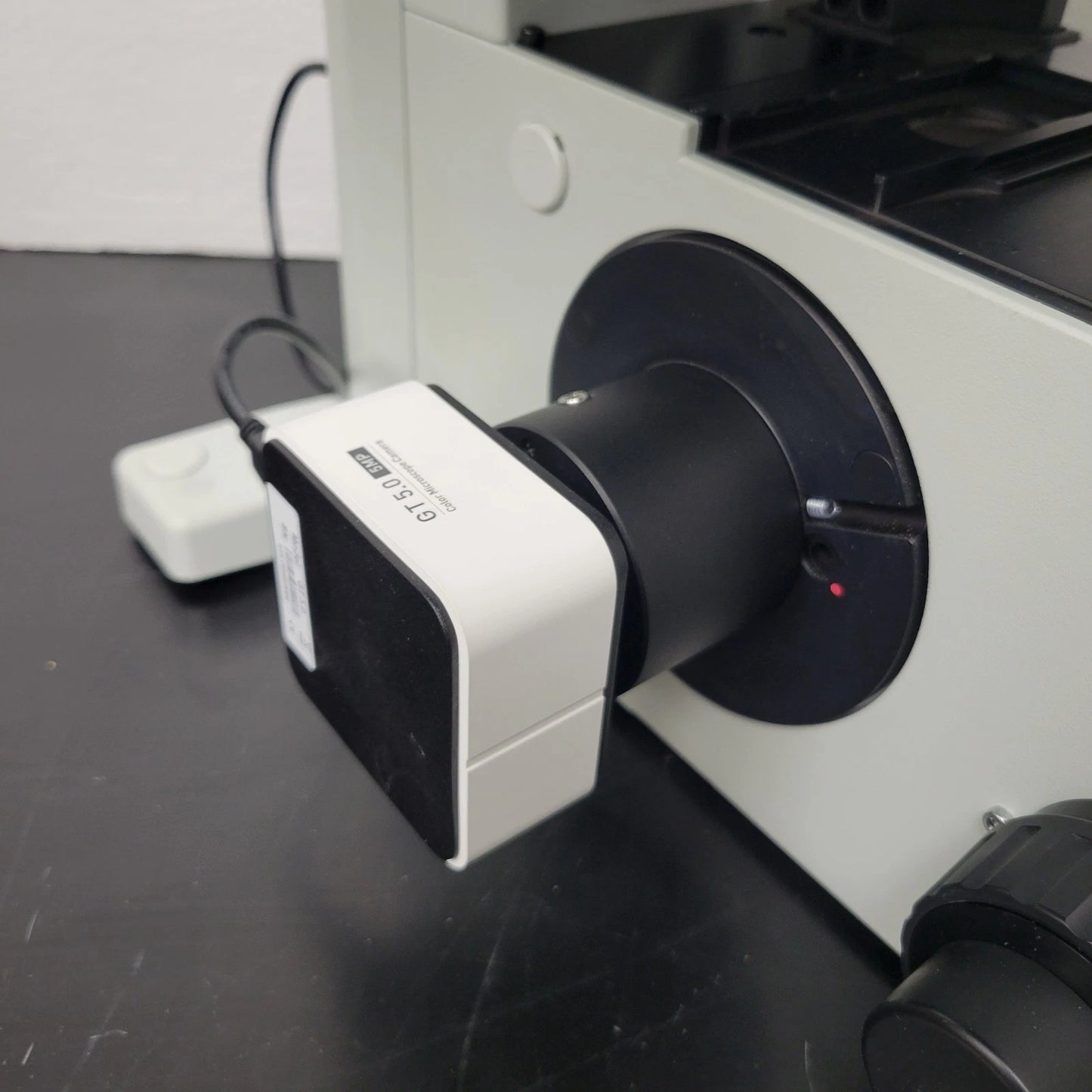 Olympus Microscope IX51 with Camera, Tilting Head & Phase Contrast | Tissue Culture - microscopemarketplace