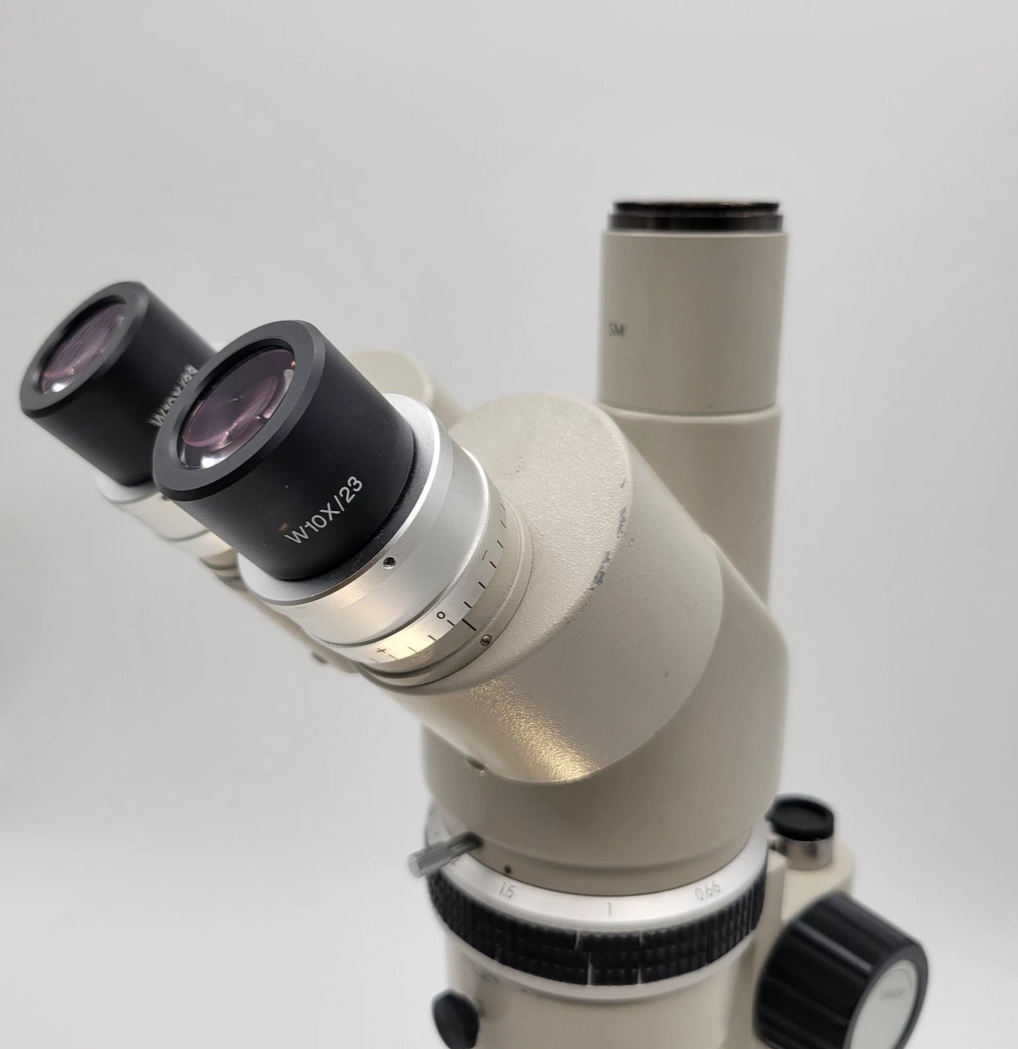 Nikon Stereo Microscope SMZ-10 with Photo Port and Transmitted Light Stand - microscopemarketplace
