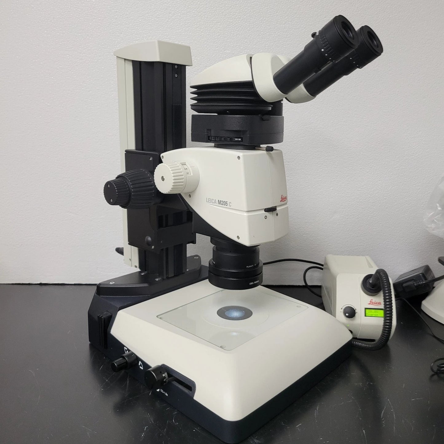 Leica Stereo Microscope M205C with Camera Port & Transmitted Light Stand - Microscope Marketplace