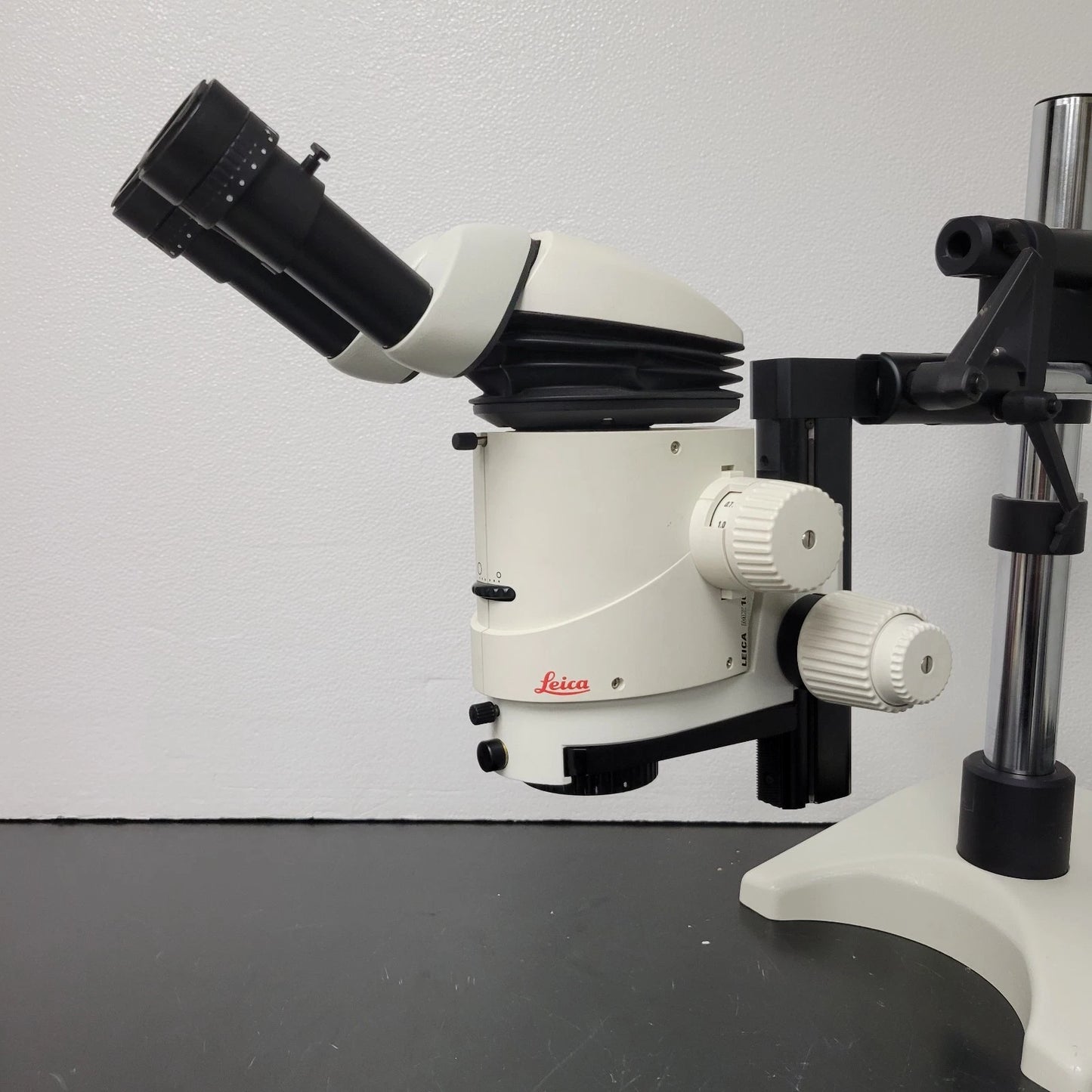 Leica Stereo Microscope MZ16 with Tilting Ergo Head & Boomstand - Microscope Marketplace