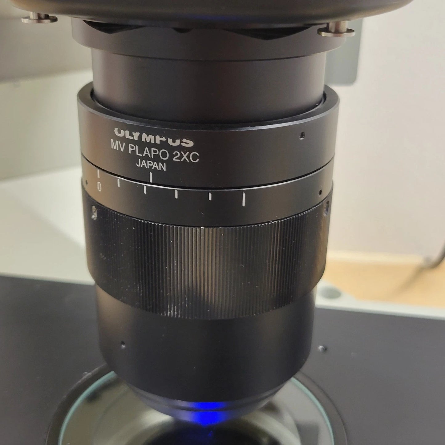Olympus Macro Zoom Microscope MVX10 with Fluorescence & Motorized Leeds Z+ Stand