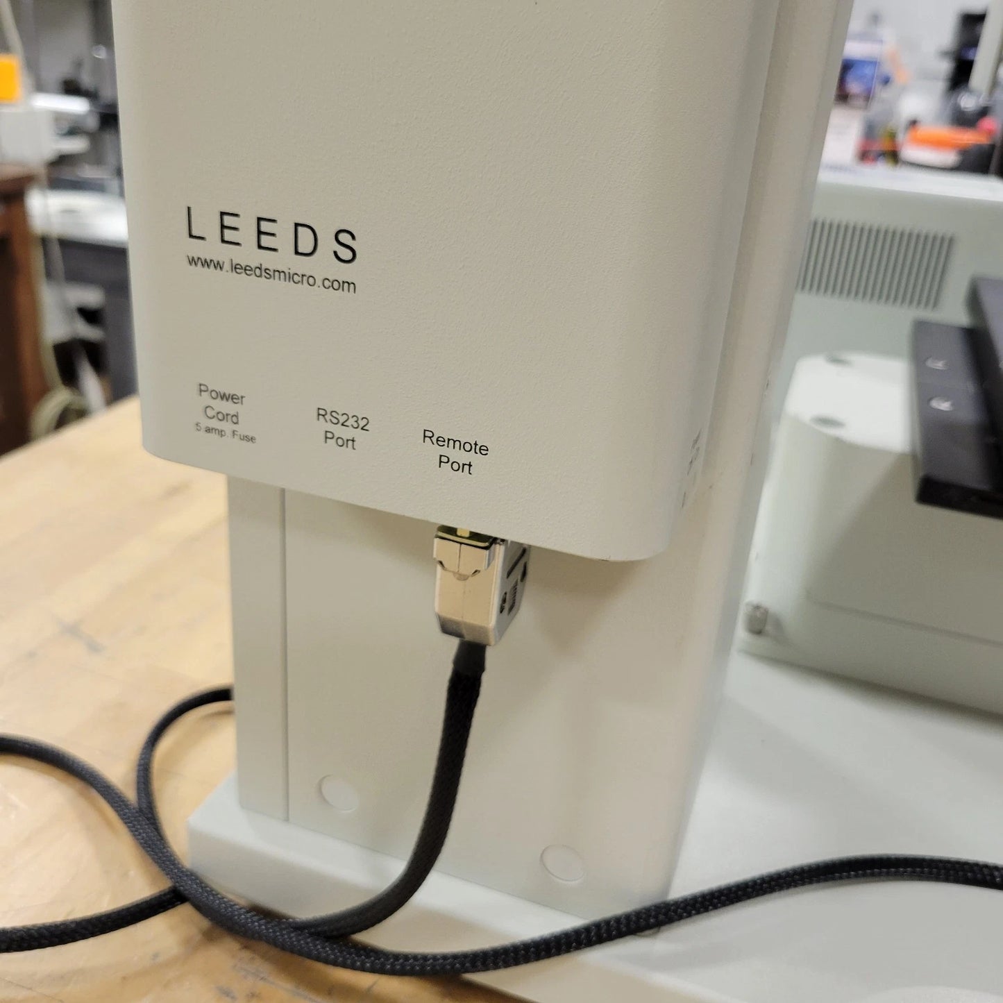 Olympus Macro Zoom Microscope MVX10 with Fluorescence & Motorized Leeds Z+ Stand