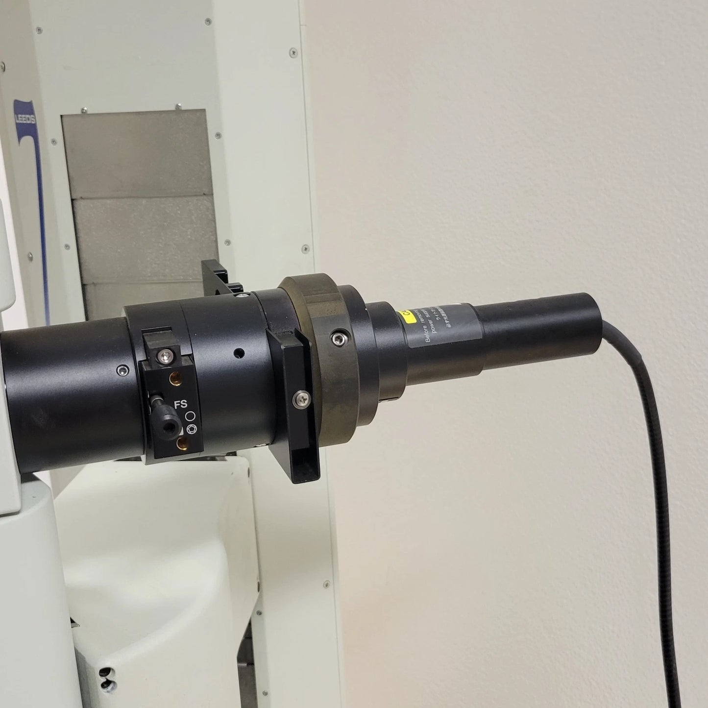 Olympus Macro Zoom Microscope MVX10 with Fluorescence & Motorized Leeds Z+ Stand