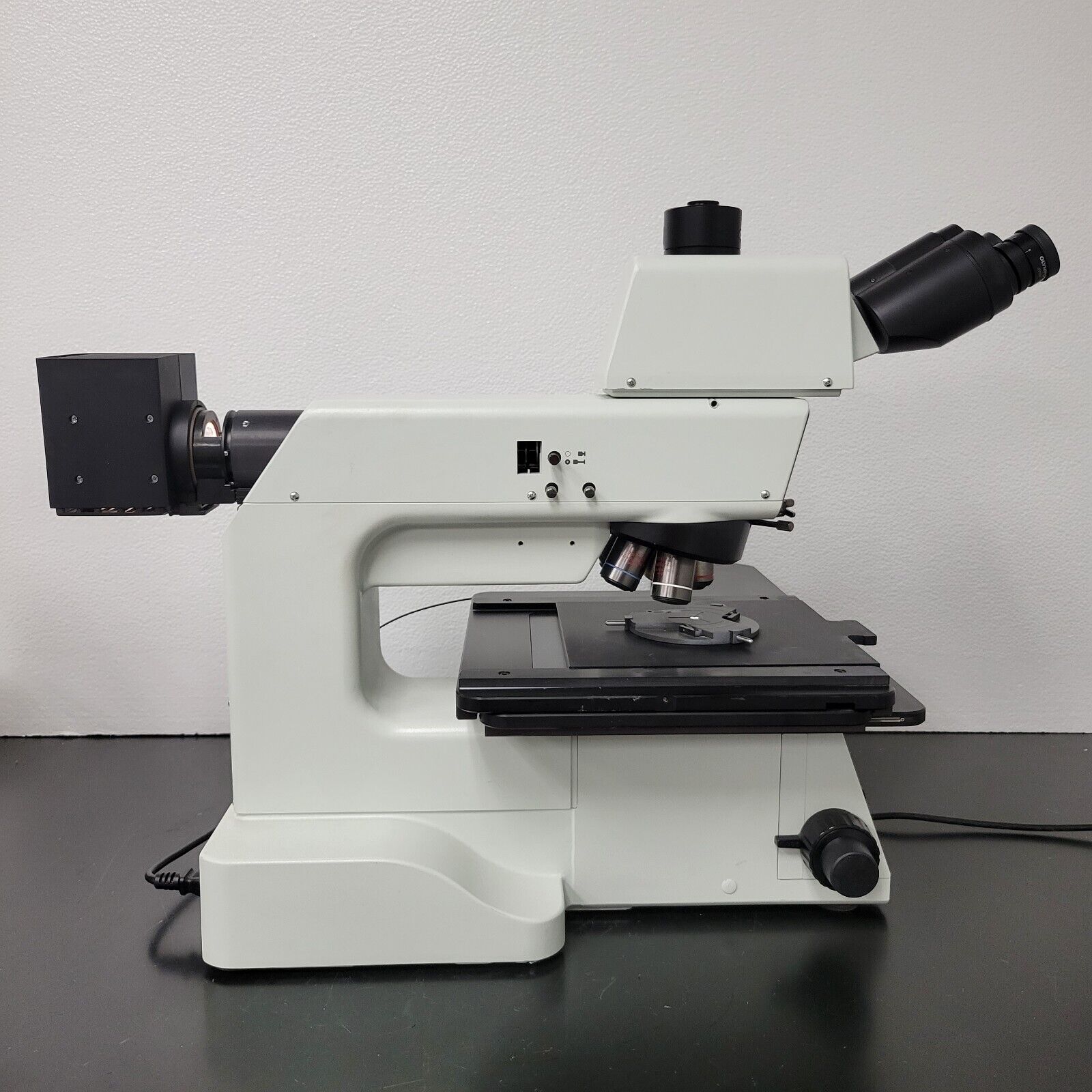 Olympus Microscope MX50 with DIC and UMPlanFl Pol Objectives Metallurg