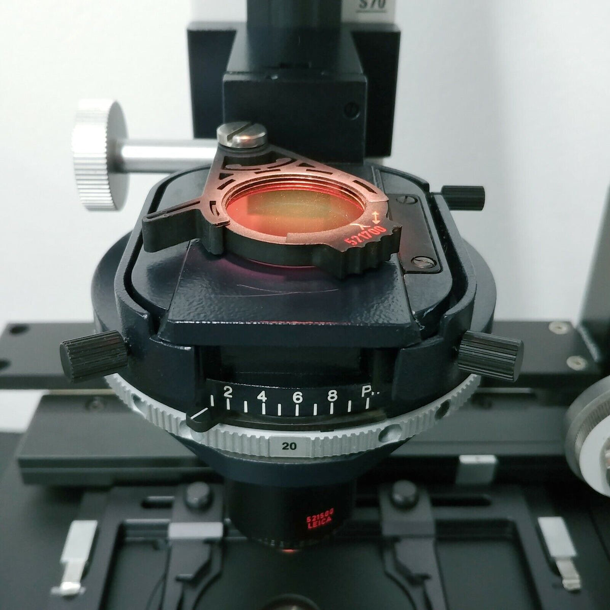 Microinjection Microscope Leica Microscope DMIRB w/ Polarization & Eppendorf TransferMan NK Micr