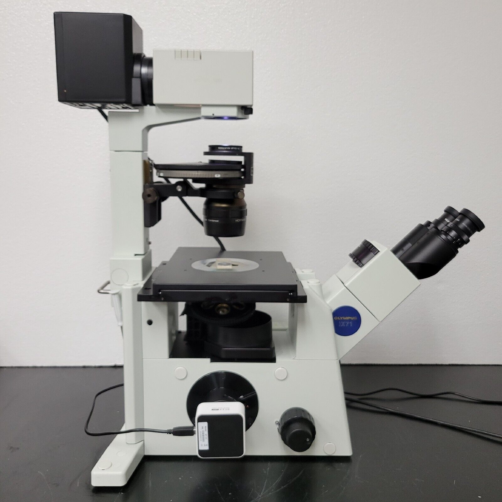 Olympus Microscope IX71 with HMC Hoffman Modulation Contrast