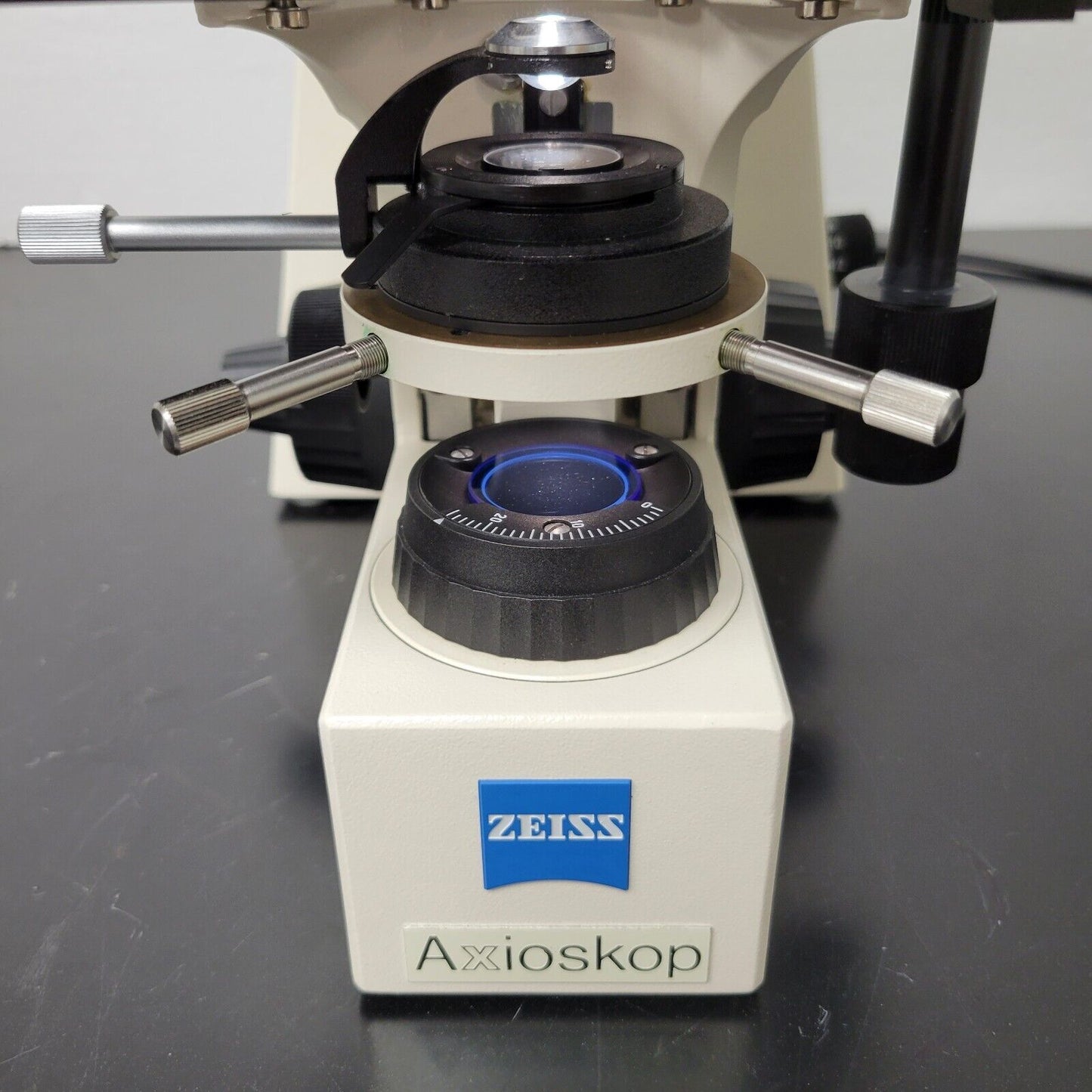 Zeiss Microscope Axioskop with 2.5x and Dual Head Bridge for Pathology - microscopemarketplace