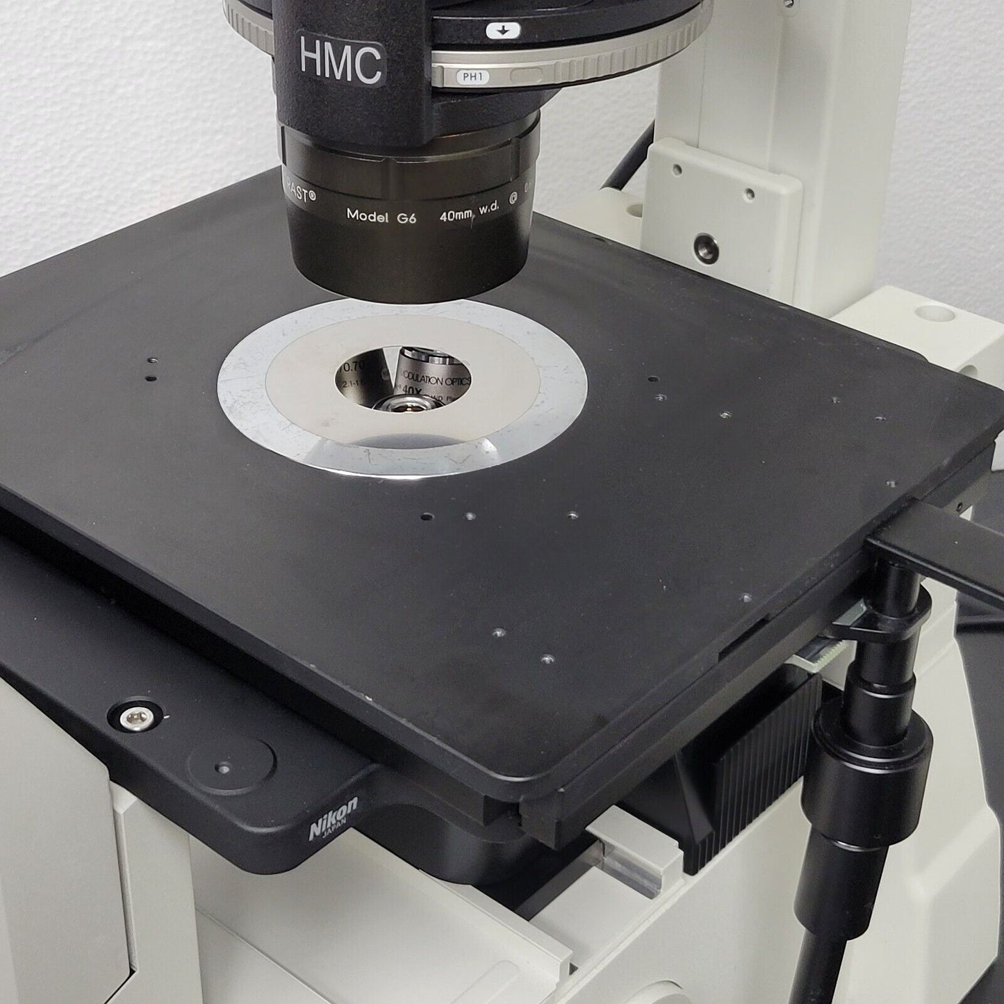 Nikon Inverted Microscope Eclipse TE2000-S with Hoffman Modulation Contrast - microscopemarketplace