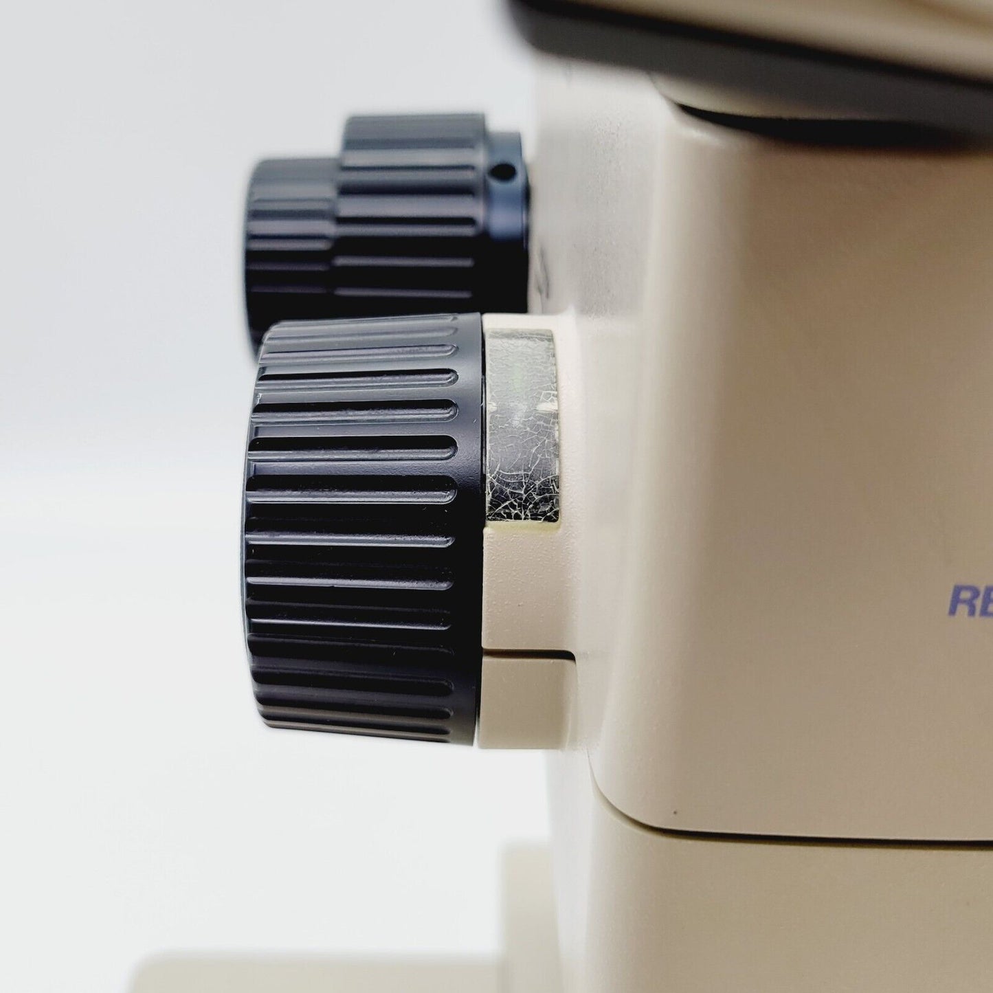 Olympus Stereo Microscope SZH10 with BF/DF Transmitted Light Stand - microscopemarketplace