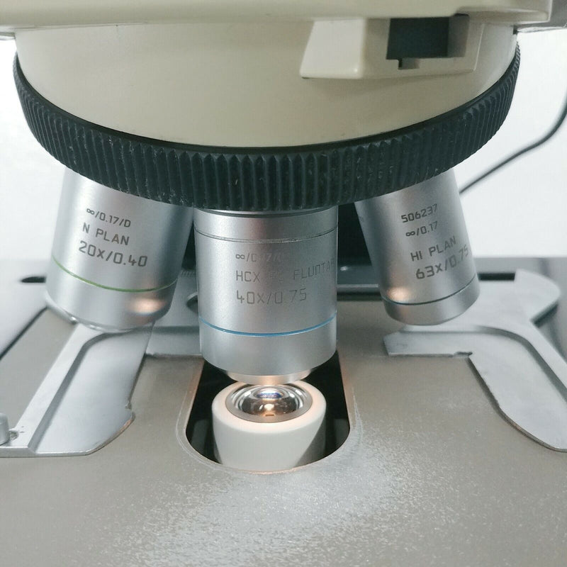 Leica Microscope DM2500 Multihead 5 Headed Teaching System - microscopemarketplace