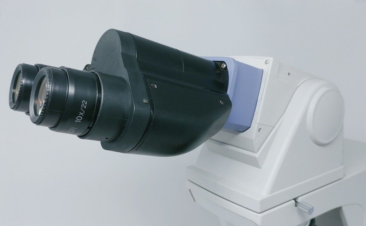 Nikon Microscope Eclipse E400 with 50x oil and Tilting Telescoping Head - microscopemarketplace