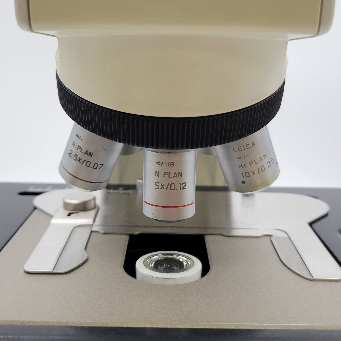 Leica Microscope DM1000 with 2.5x Objective for Pathology / Mohs - microscopemarketplace