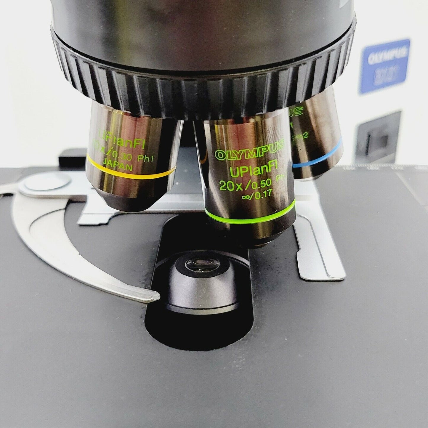 Olympus Microscope BX51 with Fluorites, Phase Contrast, and Trinocular Head - microscopemarketplace