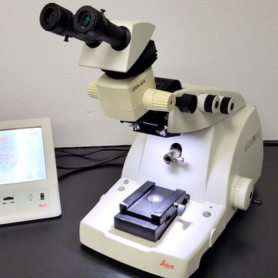 Leica Ultramicrotome EM UC7 with MZ6 Pod and Tilting Binocular Head - microscopemarketplace