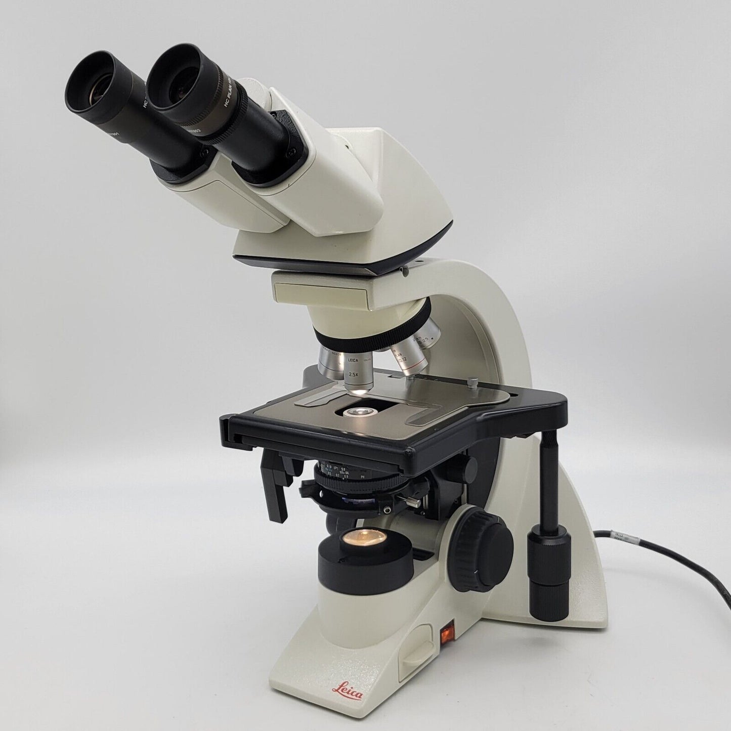 Refurbished Used Leica Microscope DM1000 with Objective for Mohs – Marketplace