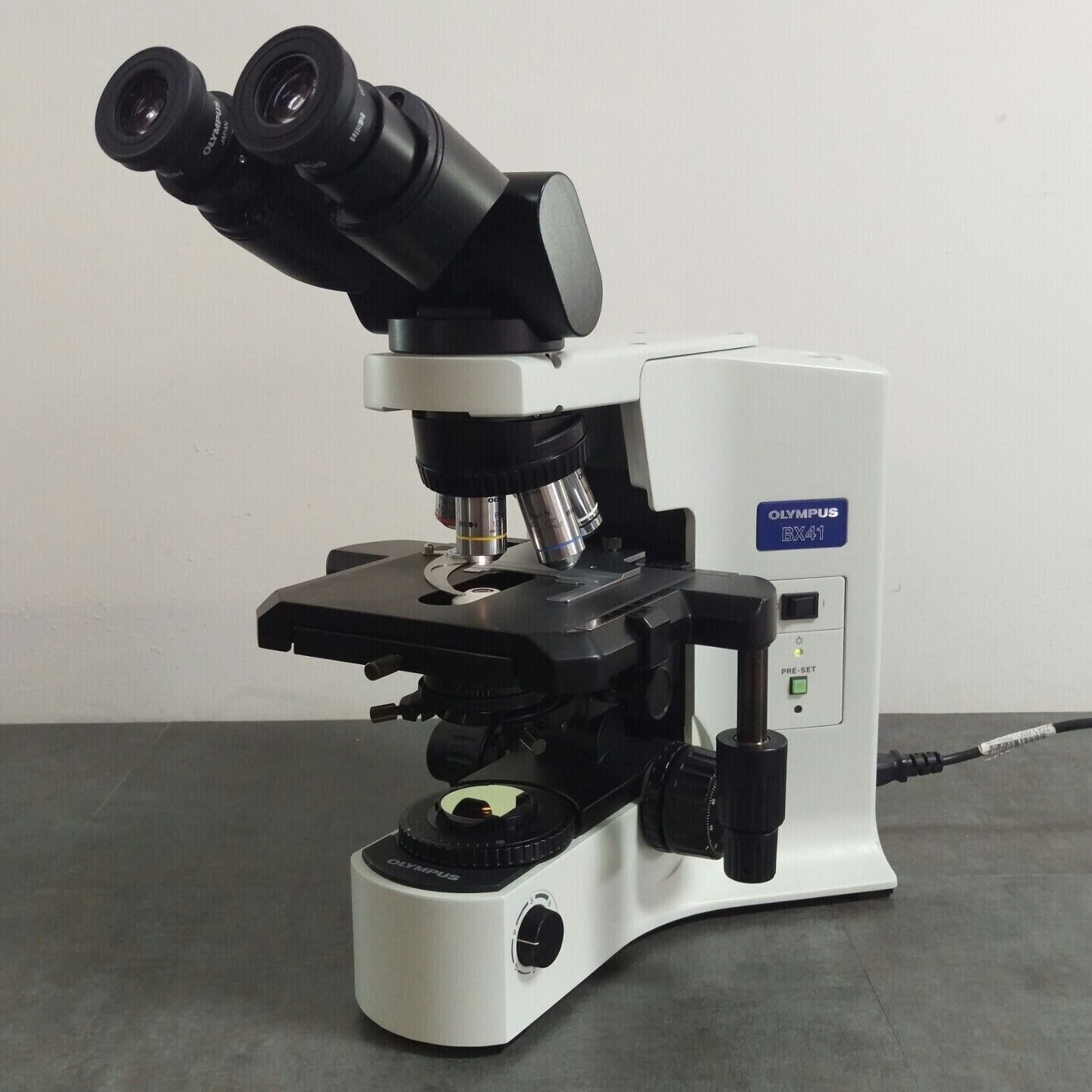 Olympus Microscope BX41 NEW Old Stock with Tilting Head and 100x Objective - microscopemarketplace