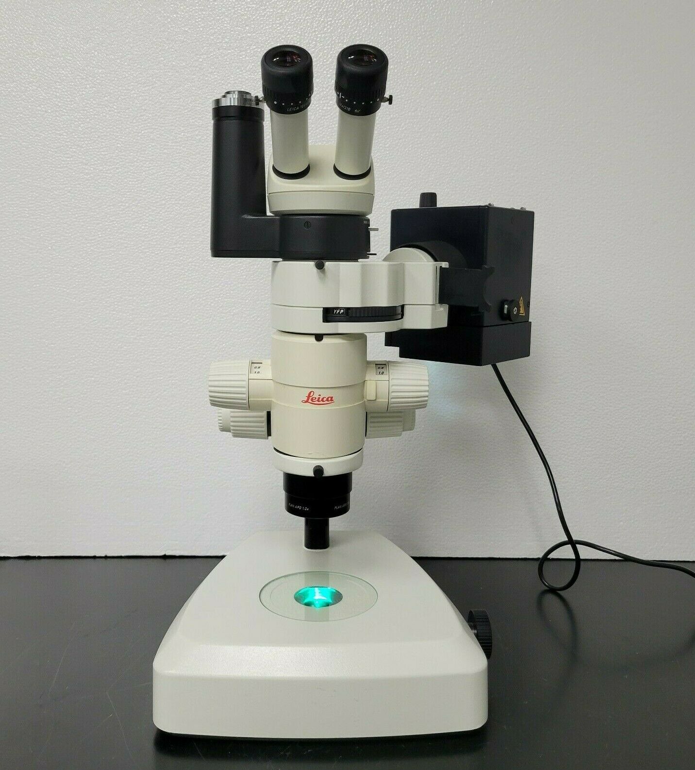 Leica Stereo Microscope MZFLIII Fluorescence with Phototube and